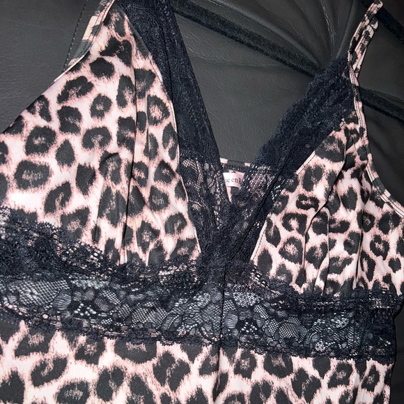 la Vie En Rose Leopard Lace Dress - Picture 3 of 5